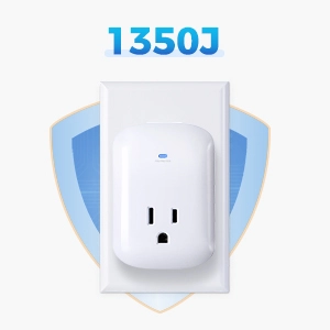 Cable Matters Single Outlet Surge Protector Outlet (Wall Surge Protector)